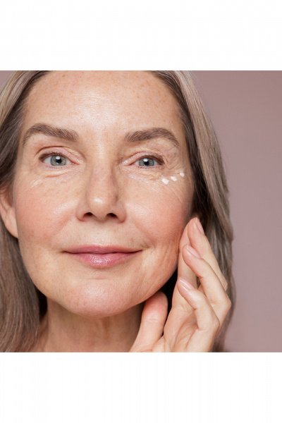 круглогодичный разглаживающий крем для век с пептидами Relouis SKIN ANTI-AGE SMOOTHING EYE CREAM-GEL CORRECTOR YOUTH SKIN EFFECT - фото 4