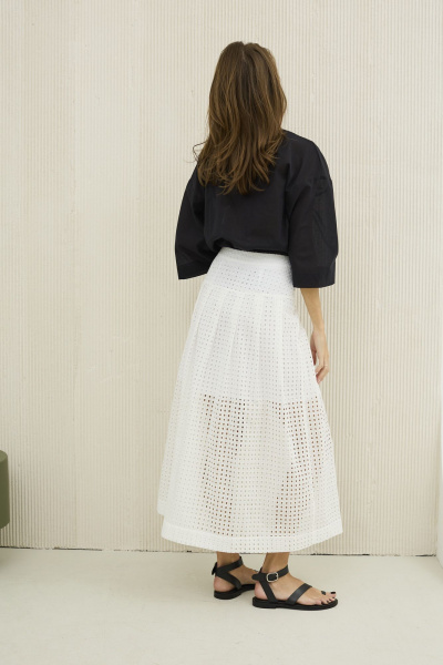 Юбка летняя оригинального кроя с односторонней складкой из хлопкового ришелье DAVA 5204 белый - фото 5