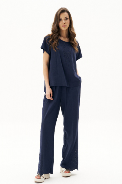 Брючный костюм из льняного полотна с вышивкой Fantazia Mod 4835 - фото 4
