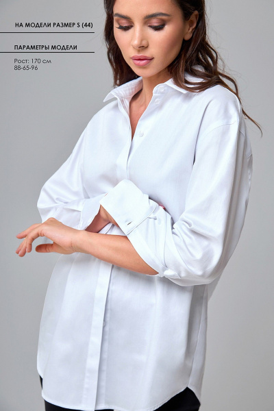 Белая сатиновая оверсайз рубашка с классическим воротником TANYA NOVACHUK 6.001/WT - фото 4