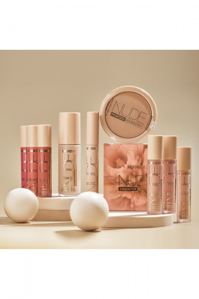 Блеск для губ бежевый с витамином Е и насыщенным сиянием Belor Design Nude Harmony Outfit Lip тон 20 Pastel - фото 5