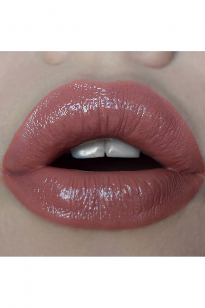 Блеск для губ розовый с витамином Е и долгим блеском Belor Design Nude Harmony Outfit Lip тон 23 B-day Cake - фото 3