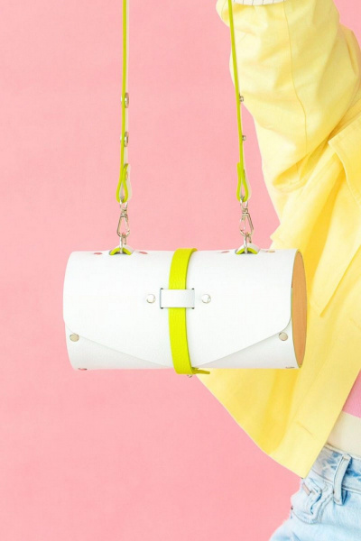 Кожаная сумка через плечо с деревянными вставками, белая Because TUBUS_WHITE_NEON - фото 5