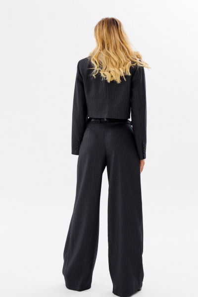 Жакет короткий в полоску из поливискозы для стильных лукоv FAMA 24025 графит_белая_полоска - фото 3