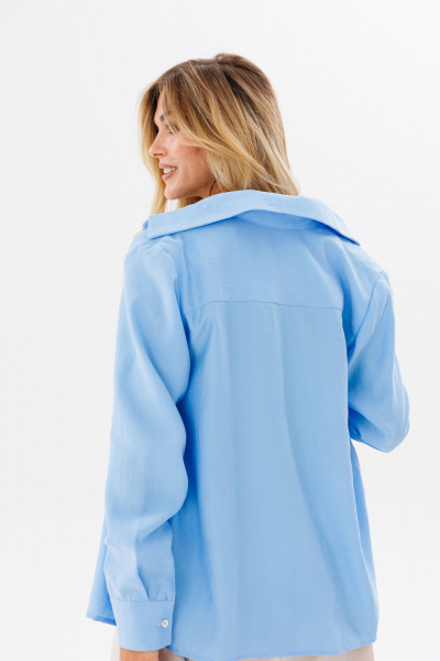 Рубашка классическая голубая из вискозы для офиса и повседневности FAMA 24027 голубой - фото 4