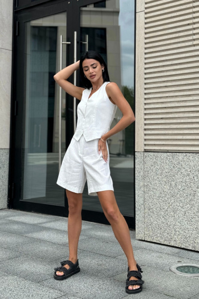 Жилет, шорты THE.WOMAN 0197 белый - фото 1