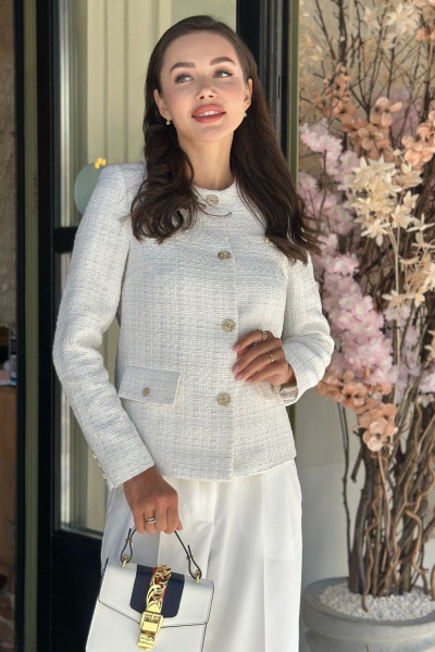 Белый твидовый жакет шанель с карманами и воротником Urs 23-234-3 - фото 9