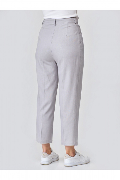 Стильные демисезонные брюки с защипами и карманами Zlata 4399 серый - фото 6