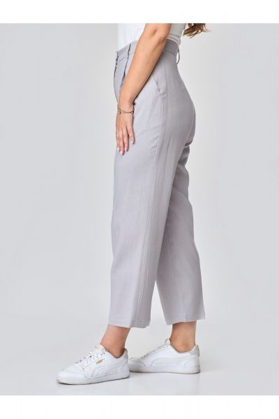 Стильные демисезонные брюки с защипами и карманами Zlata 4399 серый - фото 5