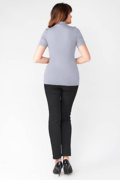 Летняя серая водолазка классического силуэта из вискозы La rouge 3273 светло-серый - фото 4
