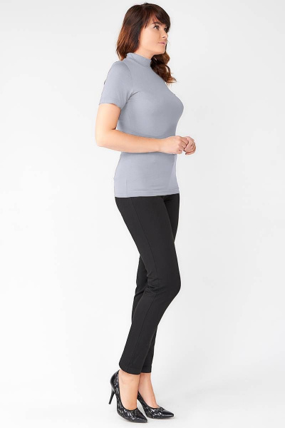 Летняя серая водолазка классического силуэта из вискозы La rouge 3273 светло-серый - фото 3