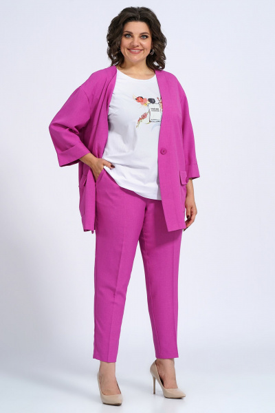 Деловый комплект из жакета, блузки и брюк из текстиля Пинск-Стиль 3147 фуксия - фото 13