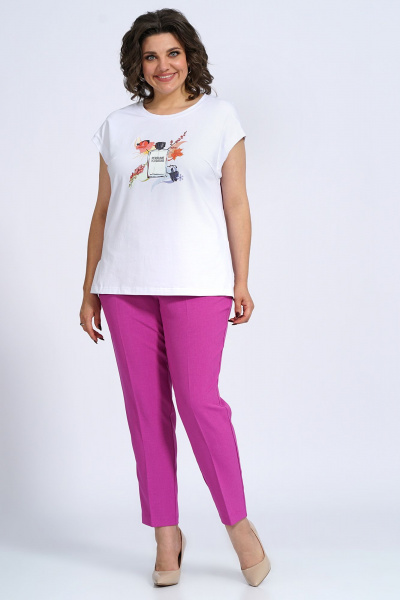 Деловый комплект из жакета, блузки и брюк из текстиля Пинск-Стиль 3147 фуксия - фото 3