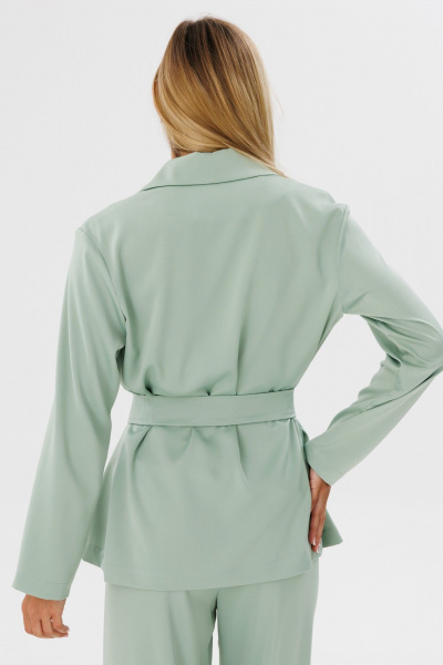 Легкий жакет из атласа на запах для повседневных образов THE NAME 2319 оливковый - фото 3