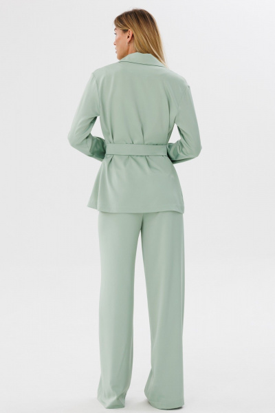 Легкий жакет из атласа на запах для повседневных образов THE NAME 2319 оливковый - фото 2