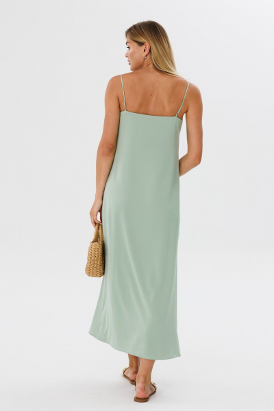 Зеленый сарафан из атласа свободного кроя THE NAME 2322 оливковый - фото 6