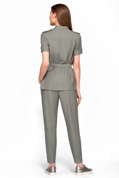 Зеленый костюм из струящейся ткани: рубашка и укороченные брюки LaKona 11115 хаки - фото 2