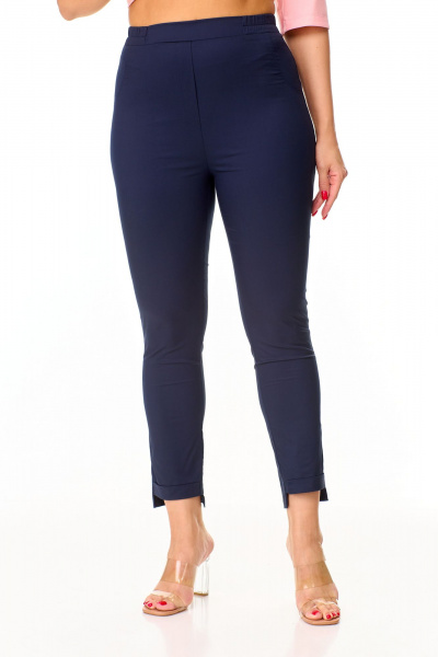 Эластичные женские брюки с асимметричным низом и карманами Abbi 2018 синий - фото 11
