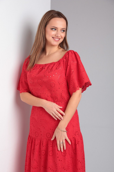 Летнее платье с открытыми плечами и воланом из хлопка TVIN 7806 красный - фото 9