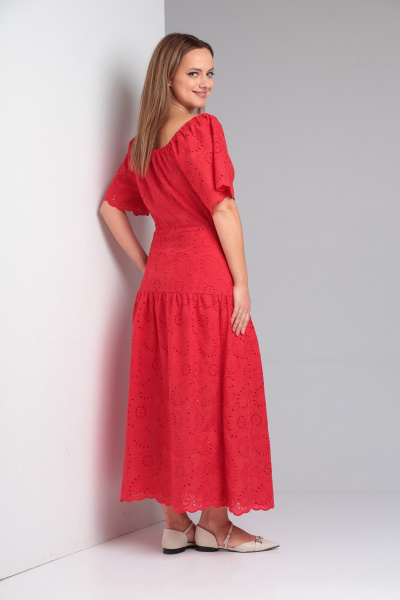 Летнее платье с открытыми плечами и воланом из хлопка TVIN 7806 красный - фото 7