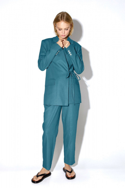 Льняной костюм 2-ка с жакетом и брюками с складками PiRS 4612 морская волна - фото 6