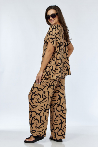 Коричневый костюм из вискозы с блузой и брюками Luna 166 горчица-рисунок - фото 4