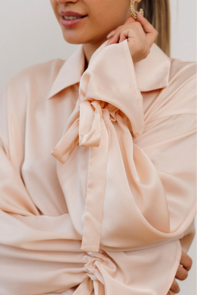 Жилет приталенный без лацканов из текстиля Ivera 5134 сливочный - фото 7