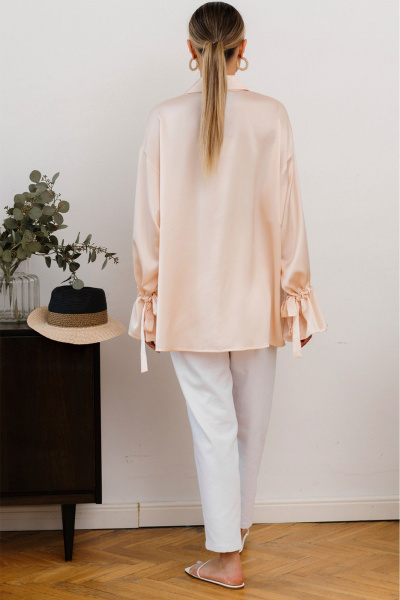 Жилет приталенный без лацканов из текстиля Ivera 5134 сливочный - фото 6