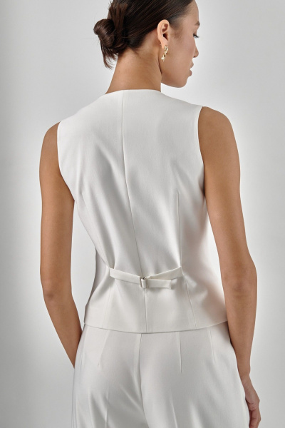 Белый жилет приталенного фасона на пуговицах, регулируемый HELEN BIRCH Ji001р - фото 4