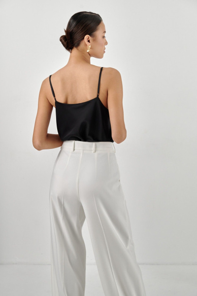 Молочные брюки с высокой посадкой и складками из костюмной ткани HELEN BIRCH В005b молочный - фото 4