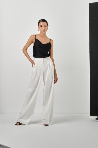 Молочные брюки с высокой посадкой и складками из костюмной ткани HELEN BIRCH В005b молочный - фото 3