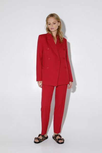 Классический костюм-тройка из жакета жилета и укороченных брюк PiRS 5049 красный - фото 5
