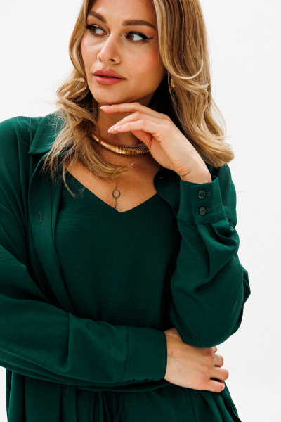 Трехпредметный летний комплект из рубашки брюк и топа AVRIL 3002-I изумрудный - фото 7