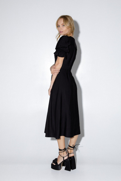 Миди-платье из вискозы с кокетками и короткими рукавами PiRS 5150 черный - фото 5