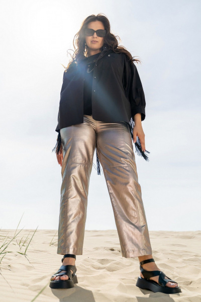 Блуза летняя приталенная из хлопка с карманами и стразами Andina 119 черный - фото 8