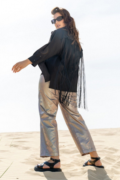 Блуза летняя приталенная из хлопка с карманами и стразами Andina 119 черный - фото 6