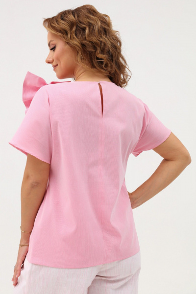 Розовая летняя блуза из натуральной ткани с рюшей Angelina & Сo 1112 - фото 9