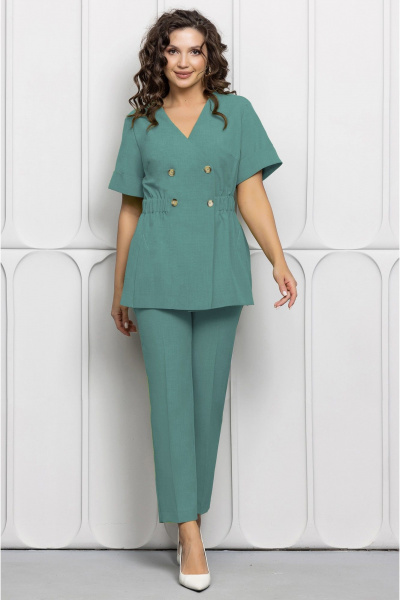 Дизайнерский брючный костюм с резинкой и скрытым поясом Gold Style 2614 изумрудный - фото 4