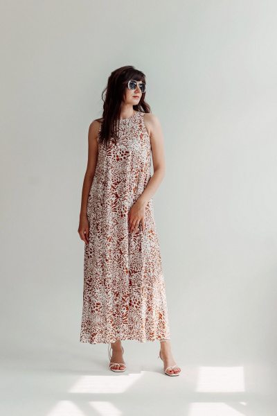 Легкое летнее платье А-силуэта из вискозы без рукавов ERTANNO 2118 молочный/коричневый - фото 5