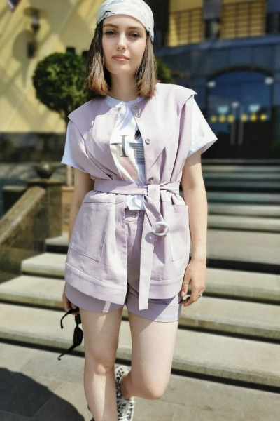 Фиолетовый хлопковый костюм шорты с жилетом на пуговицах ERTANNO 2120-лила лиловый - фото 5