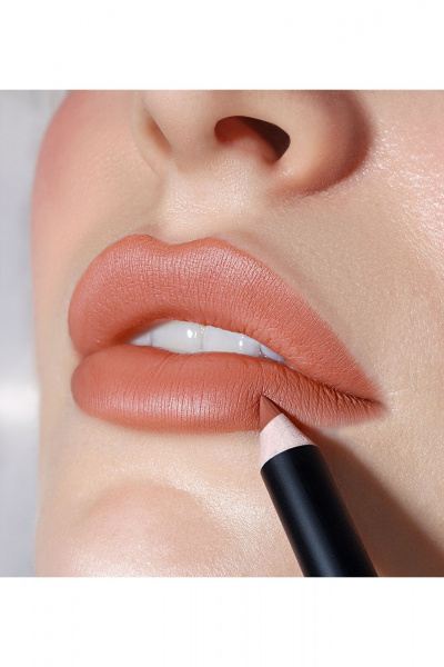 Карандаш для губ матовый с насыщенным пигментом и стойкостью LUXVISAGE SOFT MATTE 601 Pastel Nude - фото 3