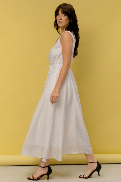 Платье трапеция, белое, легкая вискоза, без рукавов JRSy 2472 белый_горох - фото 2