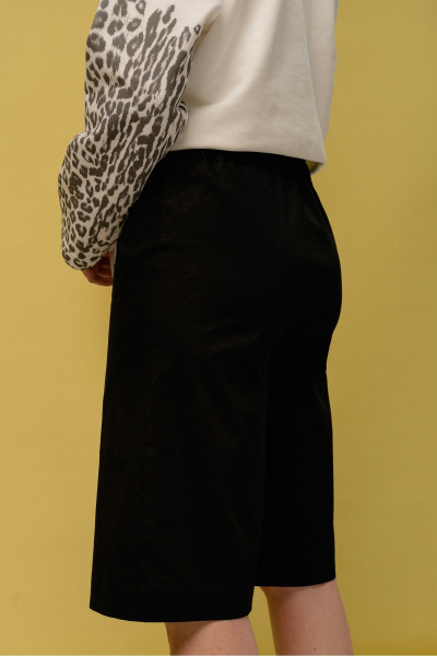 Черные хлопковые шорты с гульфиком и накладными карманами JRSy 2478 черный - фото 2