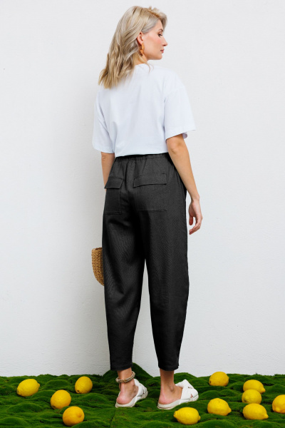 Черные льняные брюки по косточку с накладными карманами KOKOdea 6.11.1 черный - фото 2