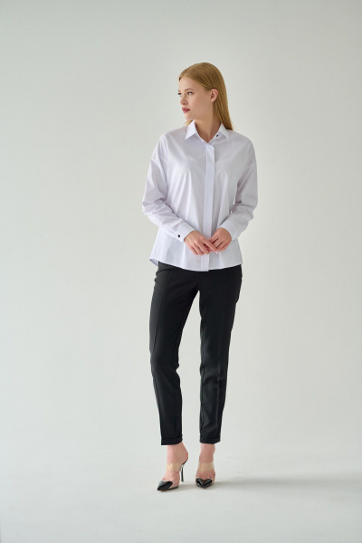 Белая хлопковая блуза с классическим воротником и длинным рукавом Мастер Мод 822хс белый_черные_пуговицы - фото 6