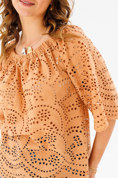 Блуза из хлопка и текстиля в свободном стиле для сезона летом Anastasia 1131.5 песочный - фото 9