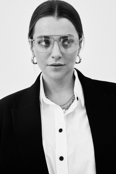 Рубашка оверсайз из хлопка с мужским стилем и ассиметричным низом THÉA club 1002 белый - фото 11