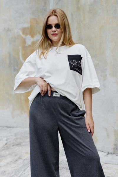 Оверсайз футболка с контрастным накладным карманом из хлопка THÉA club 3004 молочный - фото 8