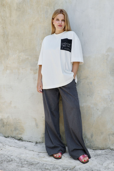 Оверсайз футболка с контрастным накладным карманом из хлопка THÉA club 3004 молочный - фото 2