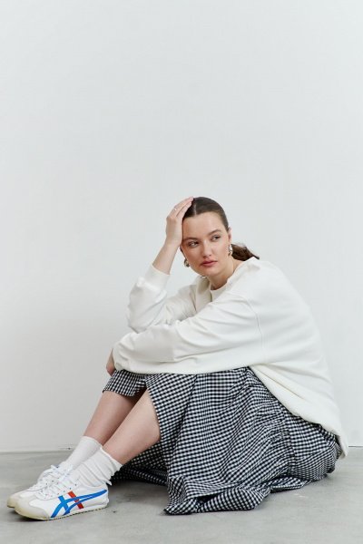 Миди юбка а-силуэта из хлопковой ткани с воланом и карманами THÉA club 6003 черно-белая_клетка - фото 9